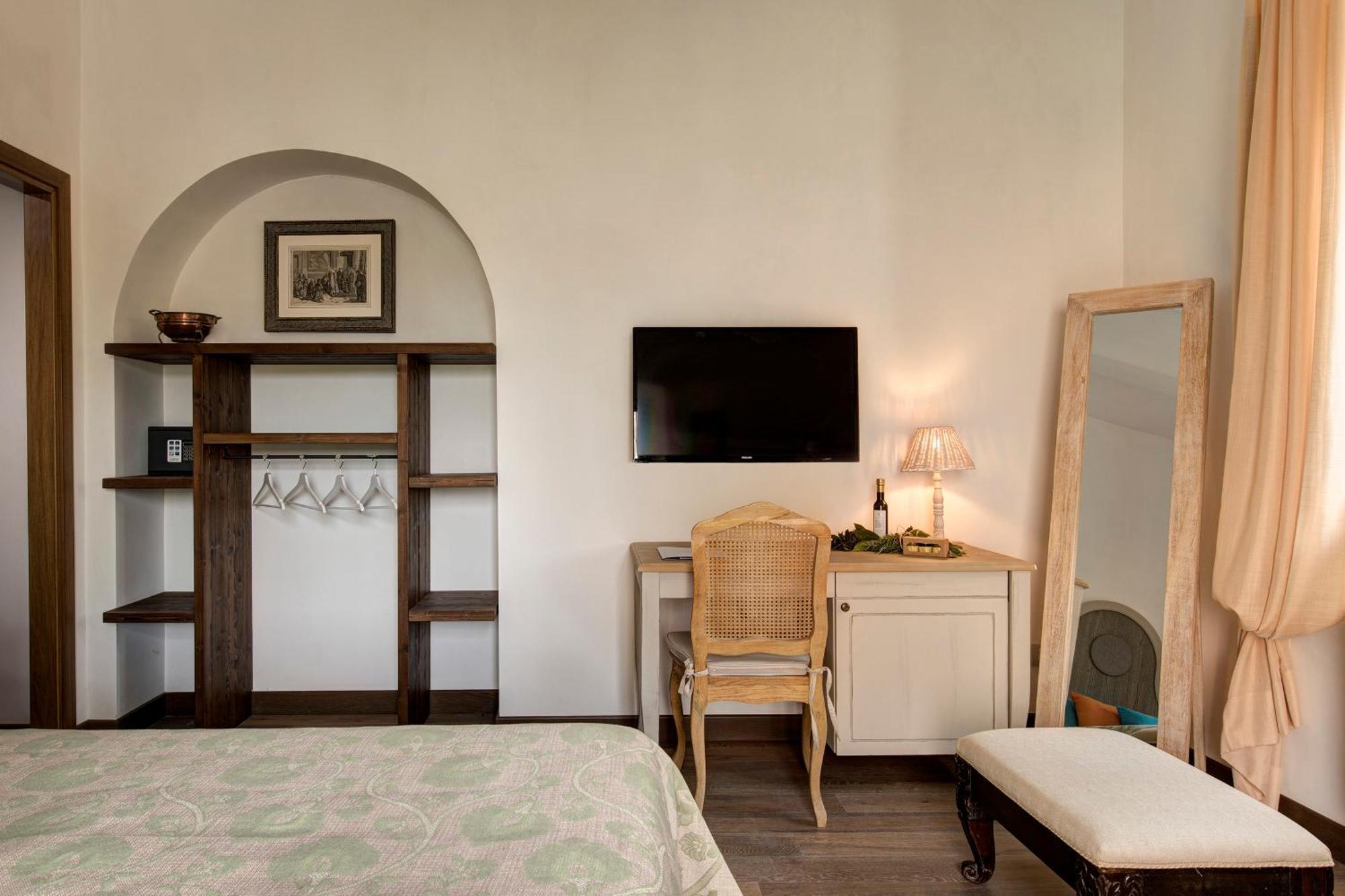 Borgo Pallavicini Mori Rome Luaran gambar
