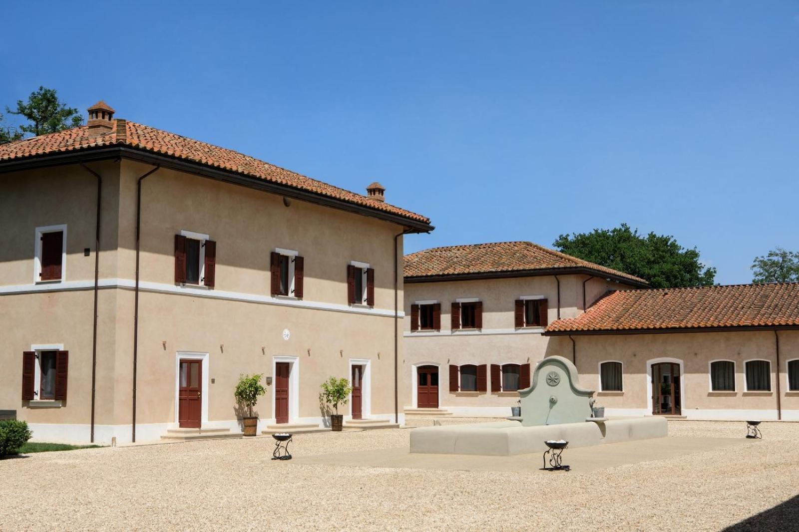 Borgo Pallavicini Mori Rome Luaran gambar