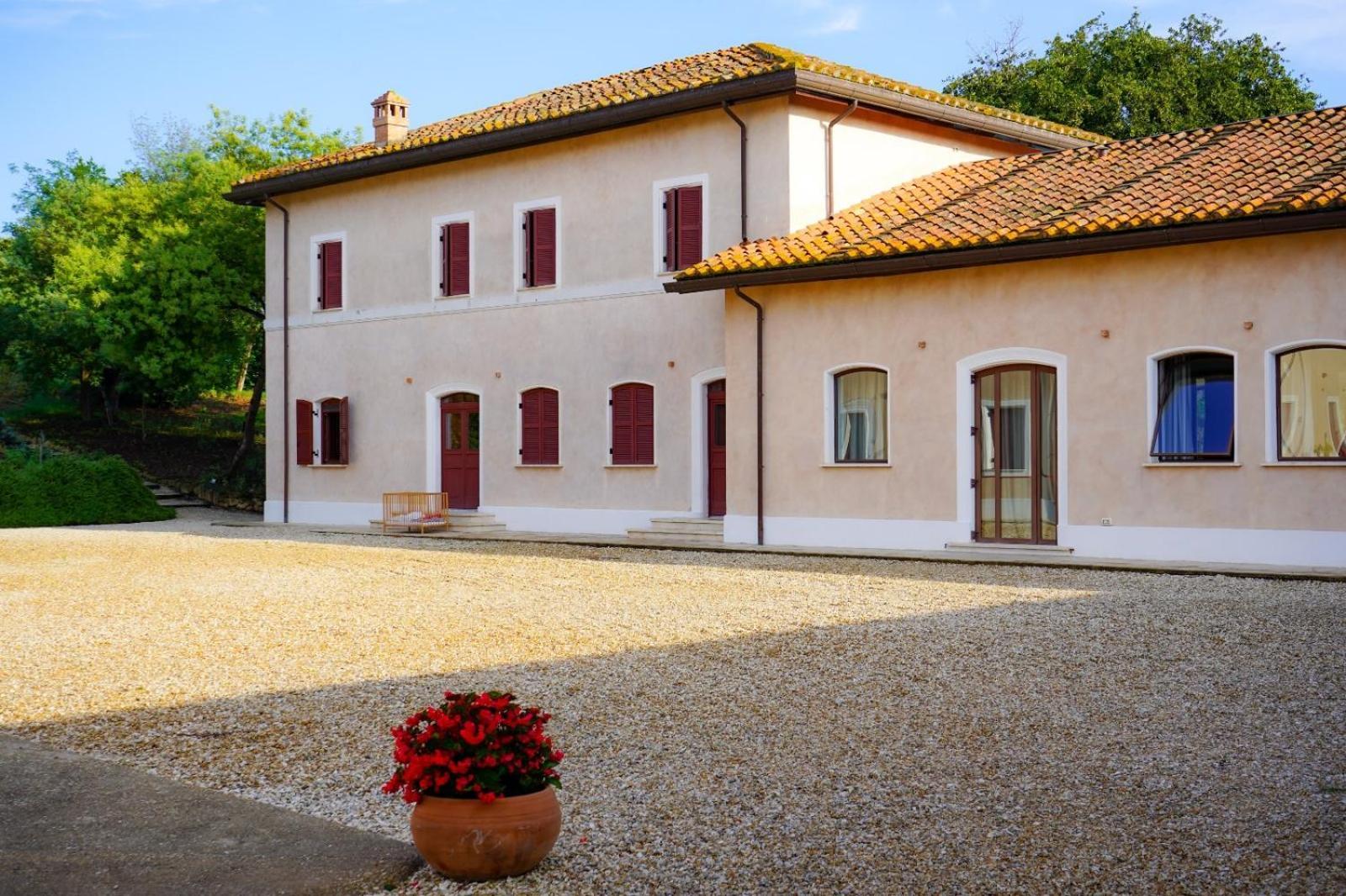 Borgo Pallavicini Mori Rome Luaran gambar