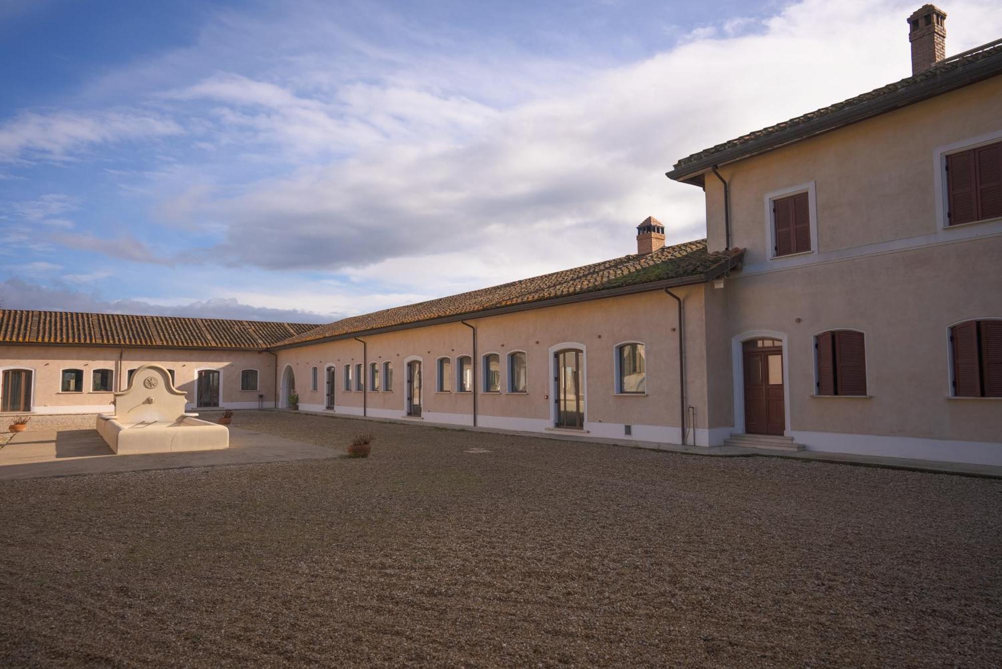 Borgo Pallavicini Mori Rome Luaran gambar